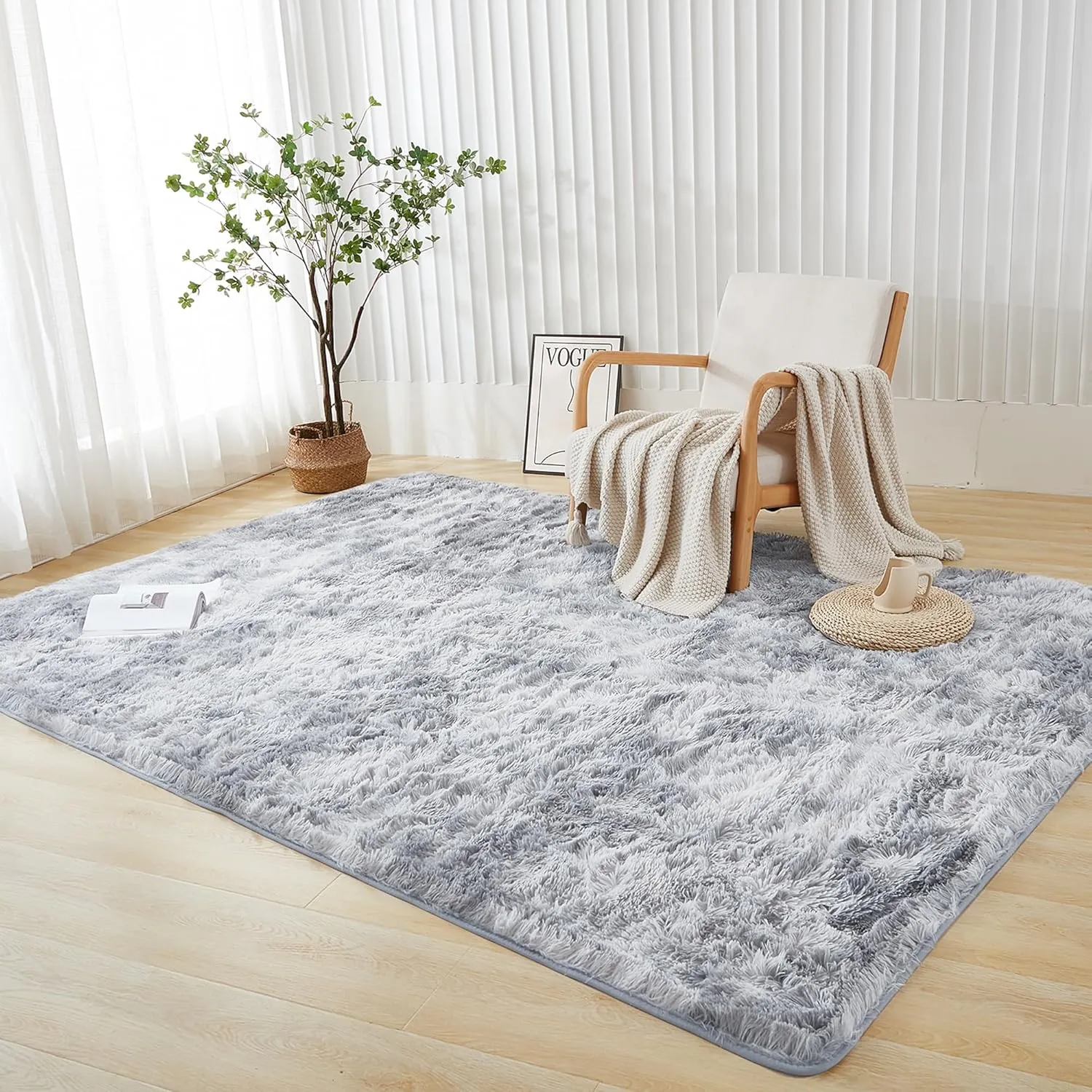 Andency Shag Fluffy Area Rug 5x8 Feet, Tie-Dyed Light Grey Anti-Skid Fuzzy Plush Faux Fur Indoor Carpets for Living Room Bedroom, Durable Rectangular Nursery Rug for Kids Room Home Decor