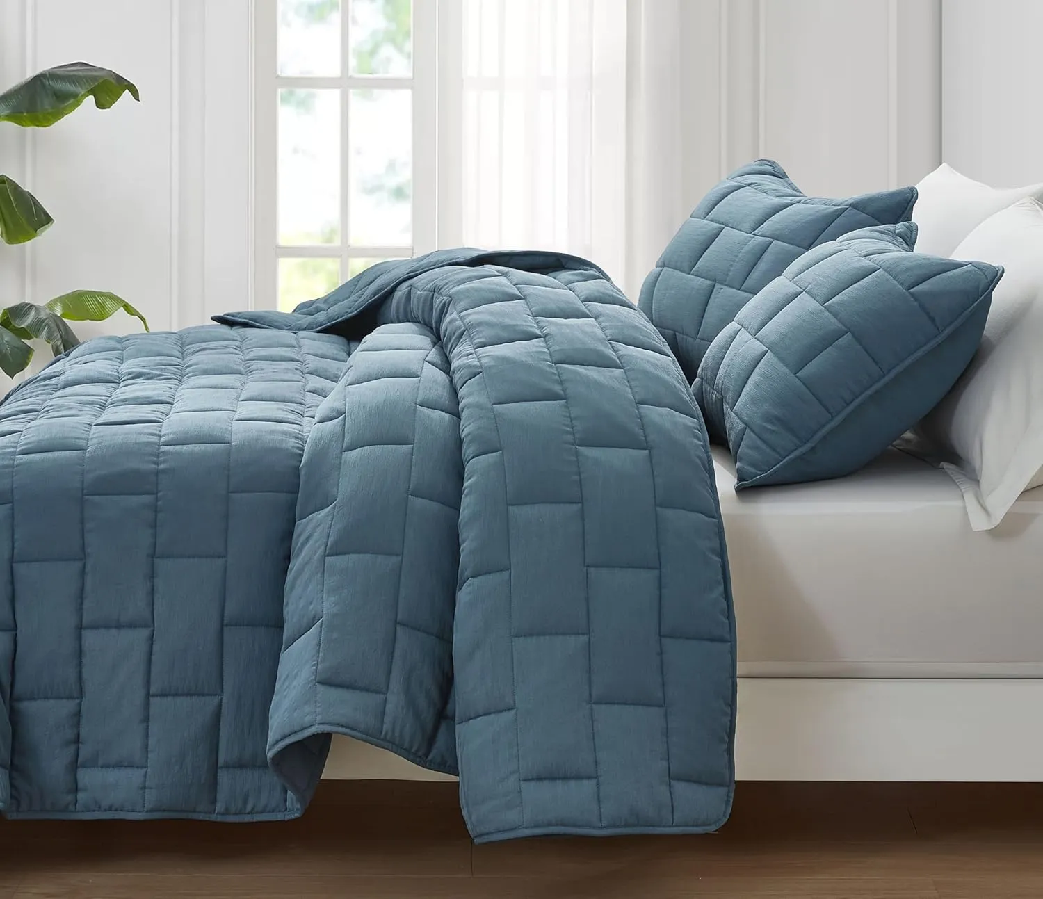 Chezmoi Collection George 3-Piece Jacquard Quilt Set King Size, Blue Textured Woven Lightweight Rectangle Quilted Bedspread for All Seasons (1 Quilt 108x96 inches, 2 Shams)