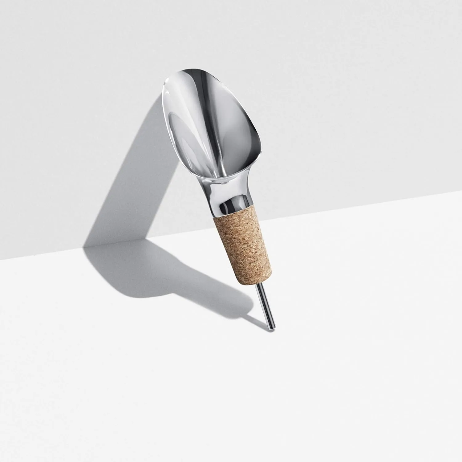 Georg Jensen Sky Wine Pourer