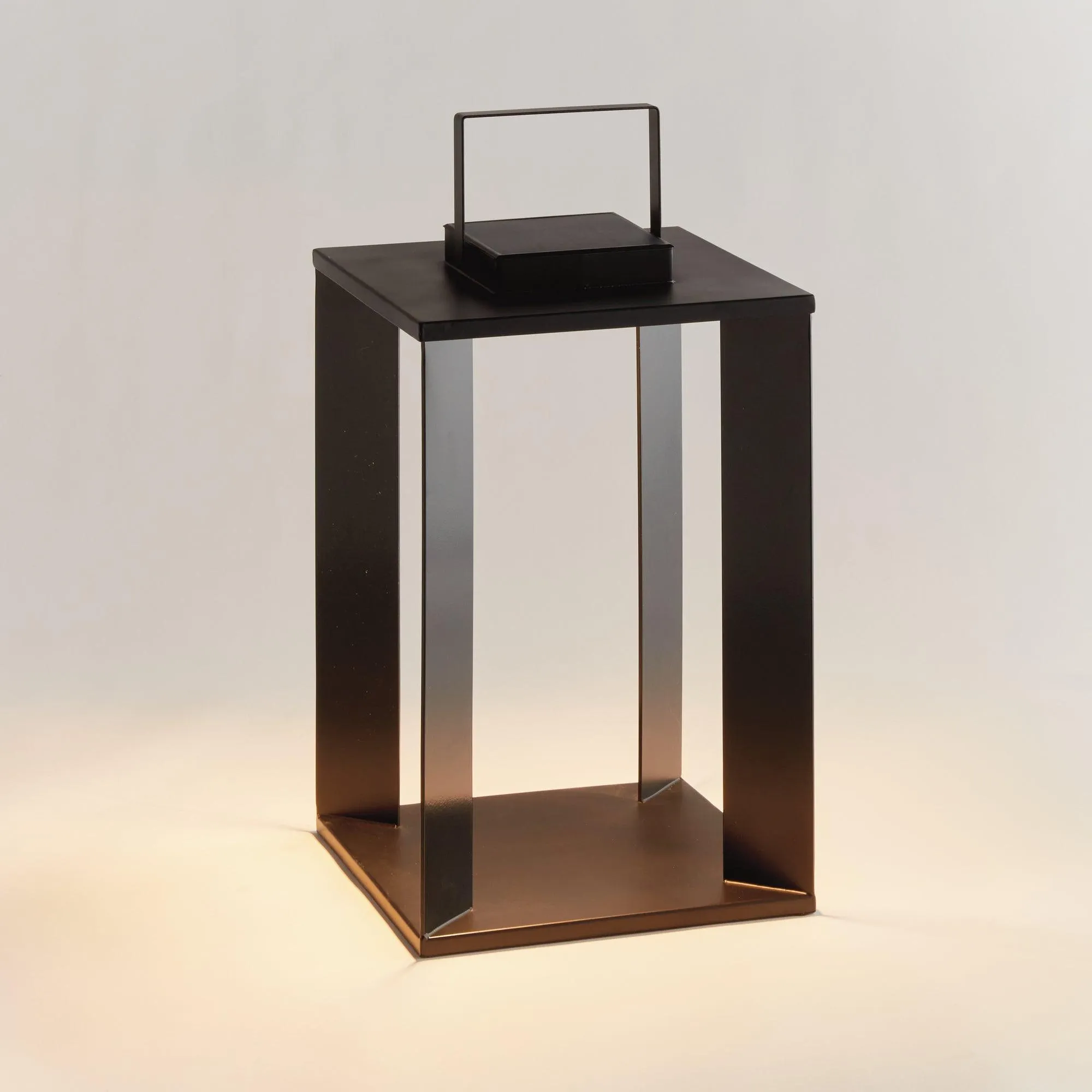 Hanley Solar Led Lantern 18"