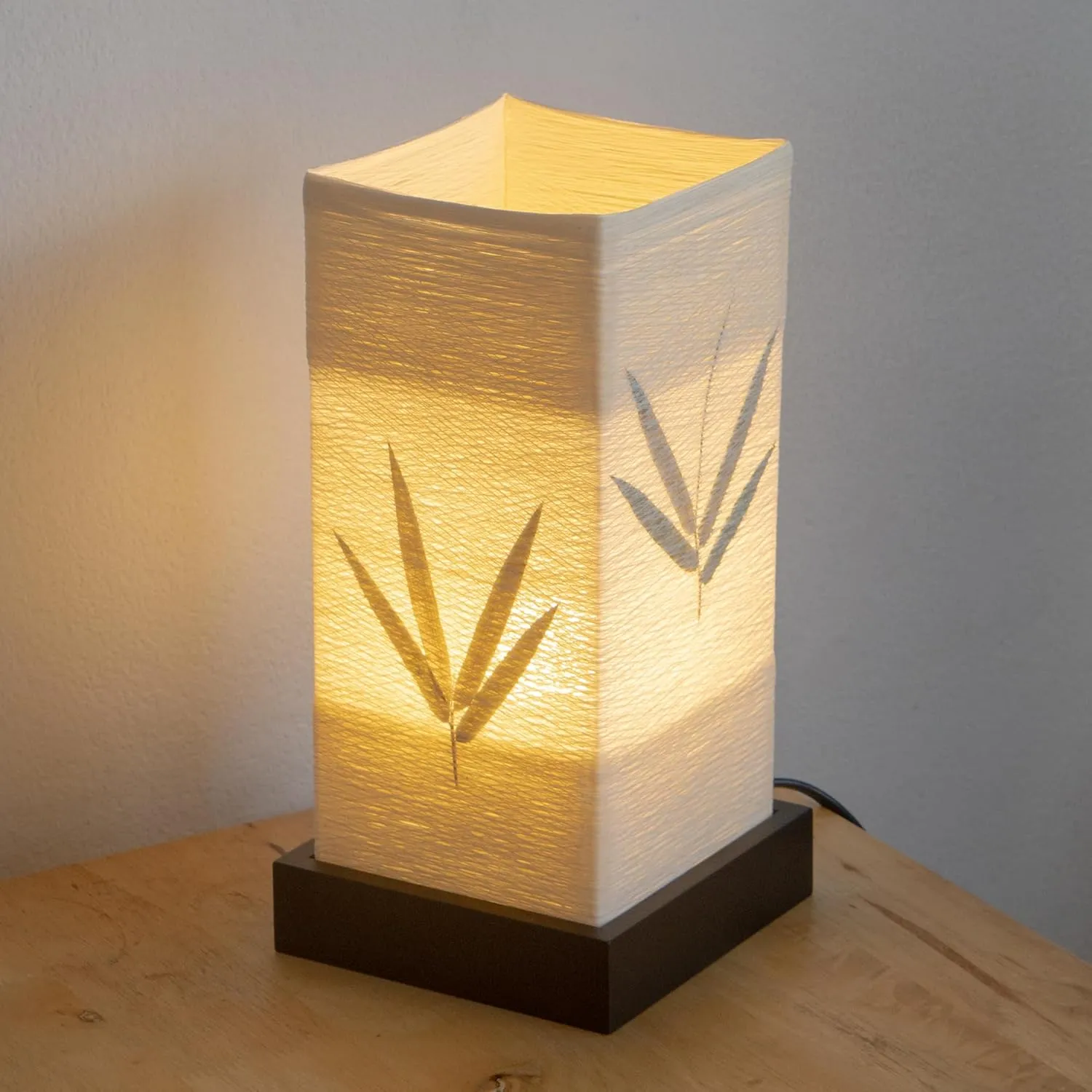 Japanese Lamp Lantern Asian - Table Lamp Japanese Decor Bamboo Lamp for Nightstand, Dresser, Living Room, Kids Room, Dorm, Office - Instructions   Lightbulb Included