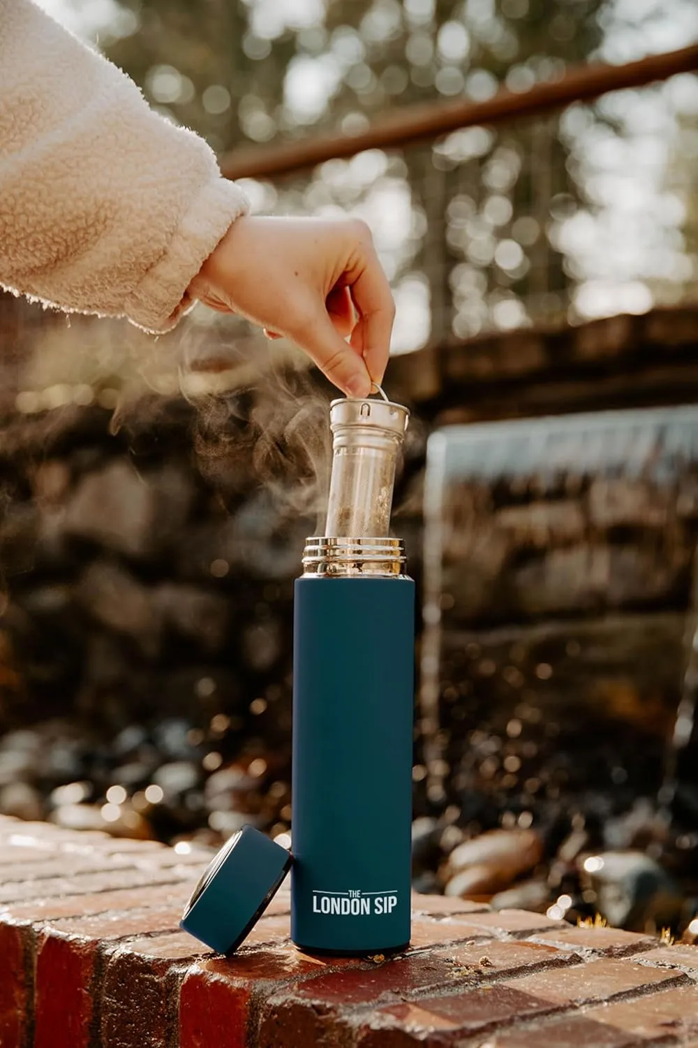 London Sip Multi-Purpose Travel Mug and Tumbler Fruit Infused Flask Hot and Cold Double Wall Stainless Steel Thermos with Extra-Long Infuser, Midnight Teal