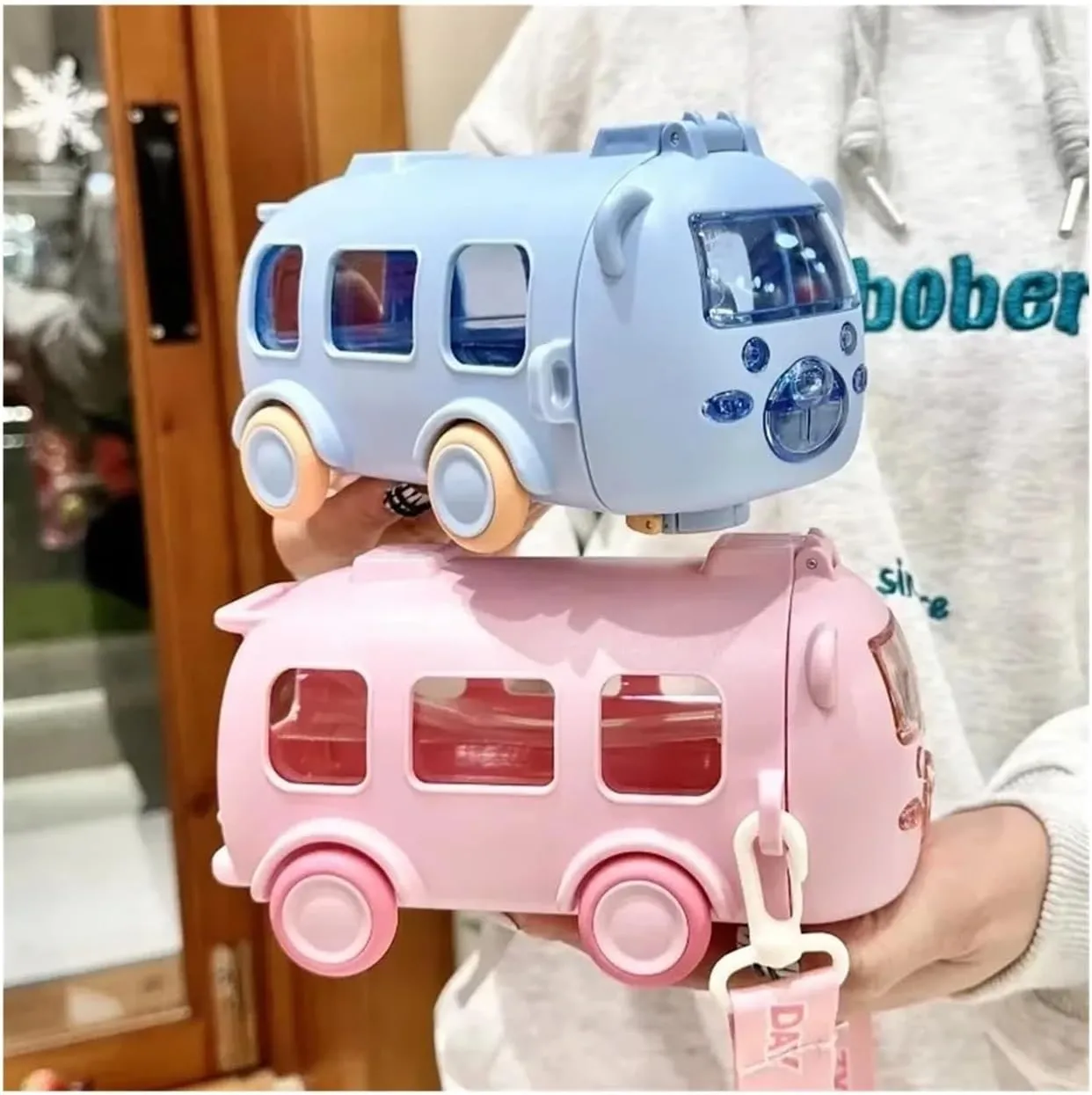 Portable Bear Water Bottle with Shoulder Strap Kid Cute Car Straw Water Cup Bus Shape Children's Water Bottle 500ml Drinking Cup(Pink)
