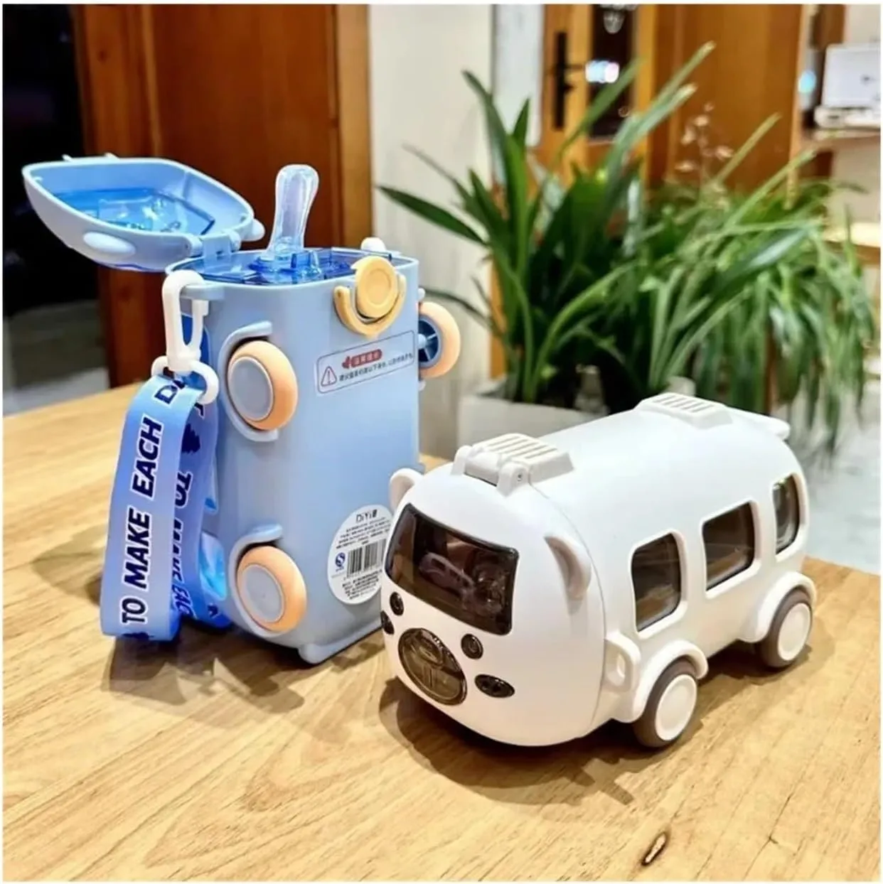 Portable Bear Water Bottle with Shoulder Strap Kid Cute Car Straw Water Cup Bus Shape Children's Water Bottle 500ml Drinking Cup(Pink)